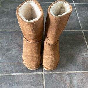 Bearpaw boots